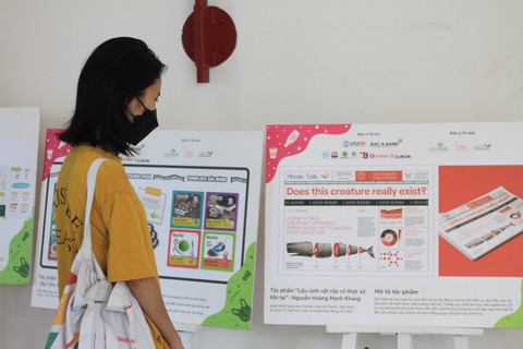 Triển lãm Plastic talk - Khi nhựa lên tiếng: nghệ thuật lấy cảm hứng từ rác thải nhựa - Ảnh 2. Triển lãm Plastic talk - Khi nhựa lên tiếng: nghệ thuật lấy cảm hứng từ rác thải nhựa - Ảnh 2.