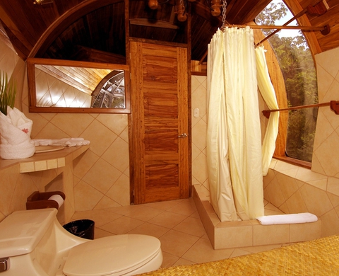 Máy bay Boeing cũ độ thành khách sạn độc nhất vô nhị giữa resort trong rừng rậm - Ảnh 10. Máy bay Boeing cũ độ thành khách sạn độc nhất vô nhị giữa resort trong rừng rậm - Ảnh 10.