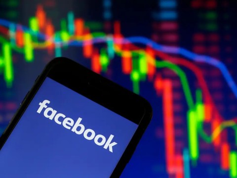 Facebook sa thải nhân viên bằng thuật toán? - Ảnh 1. Facebook sa thải nhân viên bằng thuật toán? - Ảnh 1.