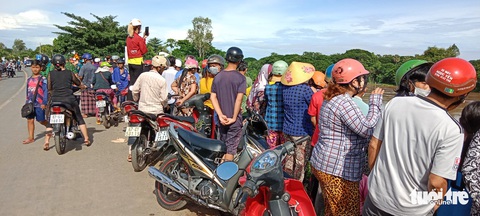Tìm thấy thi thể nạn nhân bị chìm trên sông Bình Di khi tháo chạy khỏi casino Campuchia - Ảnh 3. Tìm thấy thi thể nạn nhân bị chìm trên sông Bình Di khi tháo chạy khỏi casino Campuchia - Ảnh 3.