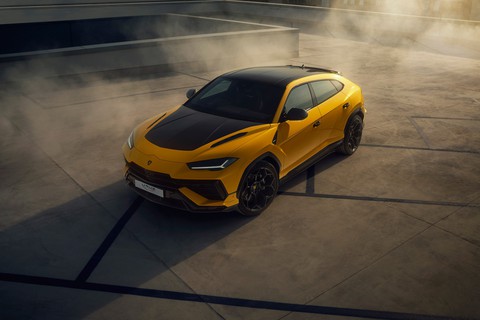 SUV mới của Ferrari hơn thua với Lamborghini và Aston Martin: Đua tranh từng thông số - Ảnh 3. SUV mới của Ferrari hơn thua với Lamborghini và Aston Martin: Đua tranh từng thông số - Ảnh 3.