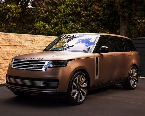 Range Rover đời mới thêm bản giới hạn siêu sang, đắt nhất lịch sử - Ảnh 1. Range Rover đời mới thêm bản giới hạn siêu sang, đắt nhất lịch sử - Ảnh 1.