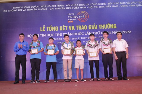 Trao 5 giải nhất Hội thi tin học trẻ toàn quốc lần thứ 28 - Ảnh 1. Trao 5 giải nhất Hội thi tin học trẻ toàn quốc lần thứ 28 - Ảnh 1.