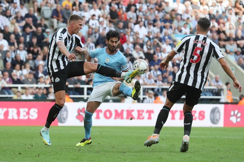 Man City hòa Newcastle trong trận cầu 6 bàn thắng - Ảnh 1. Man City hòa Newcastle trong trận cầu 6 bàn thắng - Ảnh 1.