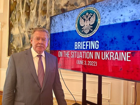 Đại sứ Nga ở Liên Hiệp Quốc: Mỹ muốn lợi dụng người Ukraine để chống Nga - Ảnh 1. Đại sứ Nga ở Liên Hiệp Quốc: Mỹ muốn lợi dụng người Ukraine để chống Nga - Ảnh 1.