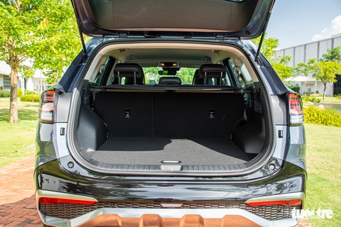 Doanh nhân 9X đánh giá Kia Sportage: Chuyển từ Mercedes-Benz GLC sang không nhiều hụt hẫng - Ảnh 9. Doanh nhân 9X đánh giá Kia Sportage: Chuyển từ Mercedes-Benz GLC sang không nhiều hụt hẫng - Ảnh 9.