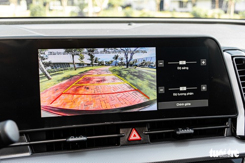 Doanh nhân 9X đánh giá Kia Sportage: Chuyển từ Mercedes-Benz GLC sang không nhiều hụt hẫng - Ảnh 10. Doanh nhân 9X đánh giá Kia Sportage: Chuyển từ Mercedes-Benz GLC sang không nhiều hụt hẫng - Ảnh 10.