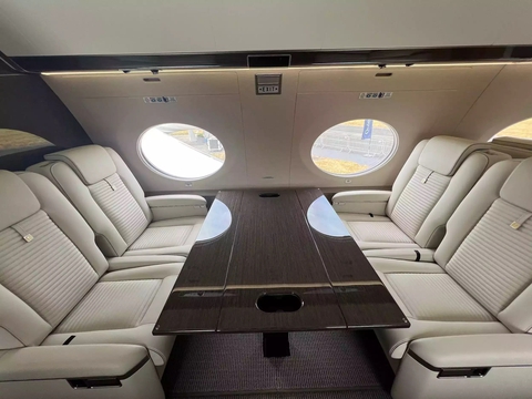 ‘Soi’ máy bay 65 triệu USD của Elon Musk và Bill Gates: Tốc độ gần siêu thanh, cabin xa xỉ độ riêng - Ảnh 10. ‘Soi’ máy bay 65 triệu USD của Elon Musk và Bill Gates: Tốc độ gần siêu thanh, cabin xa xỉ độ riêng - Ảnh 10.