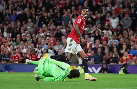 Rashford, Sancho lập công giúp Man Utd hạ gục Liverpool - Ảnh 2. Rashford, Sancho lập công giúp Man Utd hạ gục Liverpool - Ảnh 2.