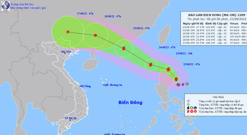Bão Maon giật cấp 12 đang hướng vào Biển Đông - Ảnh 1. Bão Maon giật cấp 12 đang hướng vào Biển Đông - Ảnh 1.