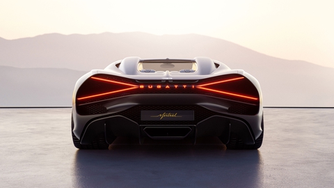 5 điểm đáng kinh ngạc trên Bugatti Mistral Roadster - xe mui trần mạnh nhất thế giới - Ảnh 10. 5 điểm đáng kinh ngạc trên Bugatti Mistral Roadster - xe mui trần mạnh nhất thế giới - Ảnh 10.