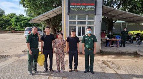 Lời cảnh tỉnh về việc nhẹ, lương cao ở nước ngoài - Ảnh 1. Lời cảnh tỉnh về việc nhẹ, lương cao ở nước ngoài - Ảnh 1.