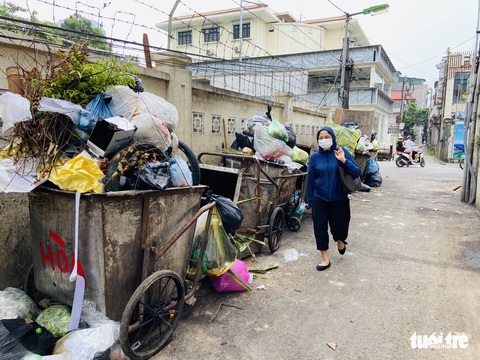 Khi nào áp dụng phân loại rác thải sinh hoạt tại nguồn mới xử phạt cá nhân, hộ gia đình - Ảnh 1. Khi nào áp dụng phân loại rác thải sinh hoạt tại nguồn mới xử phạt cá nhân, hộ gia đình - Ảnh 1.