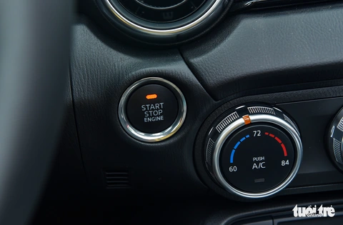 Mazda MX-5 2022 - Xe mui trần độc bản, giá tiền tỉ, 2 chỗ ngồi cho dân chơi Việt - Ảnh 10. Mazda MX-5 2022 - Xe mui trần độc bản, giá tiền tỉ, 2 chỗ ngồi cho dân chơi Việt - Ảnh 10.