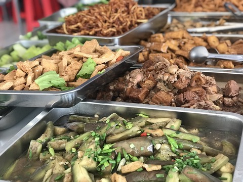 Ăn chay cho nhẹ dạ, ăn chay vì… thèm rau - Ảnh 1. Ăn chay cho nhẹ dạ, ăn chay vì… thèm rau - Ảnh 1.