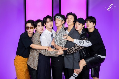 Jungkook (BTS) quyên góp 1 tỉ won cho bệnh viện nhi - Ảnh 3. Jungkook (BTS) quyên góp 1 tỉ won cho bệnh viện nhi - Ảnh 3.
