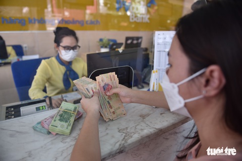 Gói hỗ trợ lãi suất 2% bị tắc, vướng mắc ở đâu? - Ảnh 1. Gói hỗ trợ lãi suất 2% bị tắc, vướng mắc ở đâu? - Ảnh 1.