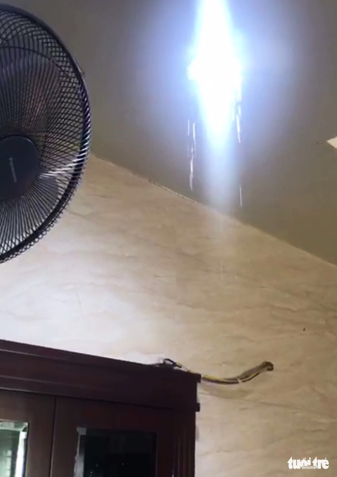 Cư dân một khu tập thể tại Hải Phòng kêu cứu vì nhiều căn hộ bị phá nham nhở - Ảnh 3. Cư dân một khu tập thể tại Hải Phòng kêu cứu vì nhiều căn hộ bị phá nham nhở - Ảnh 3.