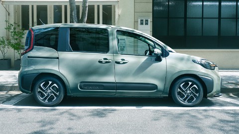 Toyota Sienta 2023 ra mắt: MPV 7 chỗ giá rẻ dùng khung gầm Yaris, cạnh tranh Xpander - Ảnh 5. Toyota Sienta 2023 ra mắt: MPV 7 chỗ giá rẻ dùng khung gầm Yaris, cạnh tranh Xpander - Ảnh 5.