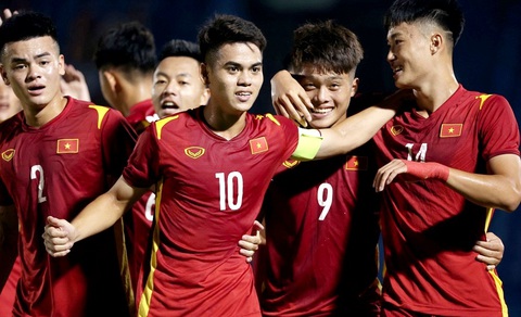 Đội tuyển U20 Việt Nam đá giao hữu với U20 Palestine trên sân Việt Trì - Ảnh 1. Đội tuyển U20 Việt Nam đá giao hữu với U20 Palestine trên sân Việt Trì - Ảnh 1.