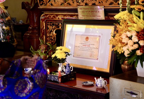 Lễ Khai hạ - Cầu an tại lăng Lê Văn Duyệt là di tích văn hóa phi vật thể cấp quốc gia - Ảnh 4. Lễ Khai hạ - Cầu an tại lăng Lê Văn Duyệt là di tích văn hóa phi vật thể cấp quốc gia - Ảnh 4.