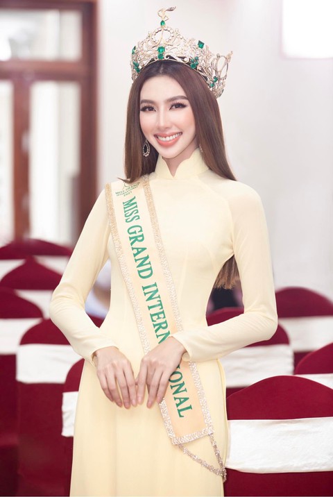Á hậu Bảo Ngọc dự thi Miss Intercontinental 2022; Nhiều hoa hậu quốc tế diện áo dài Ngô Nhật Huy - Ảnh 4. Á hậu Bảo Ngọc dự thi Miss Intercontinental 2022; Nhiều hoa hậu quốc tế diện áo dài Ngô Nhật Huy - Ảnh 4.