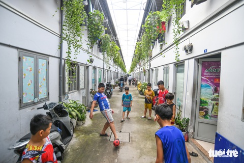 Có tiền mà không tiêu được - Ảnh 1. Có tiền mà không tiêu được - Ảnh 1.