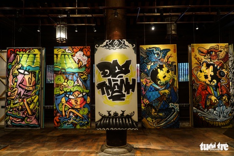 Tình yêu tiếng Việt đã kết nối thư pháp và graffiti - Ảnh 2. Tình yêu tiếng Việt đã kết nối thư pháp và graffiti - Ảnh 2.