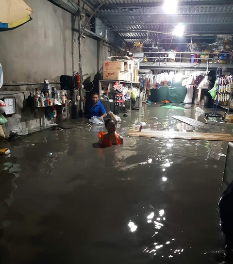 Nhiều đô thị phía Bắc ngập sau mưa bão số 3 - Ảnh 1. Nhiều đô thị phía Bắc ngập sau mưa bão số 3 - Ảnh 1.
