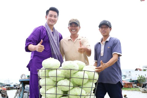 Ca sĩ Nguyễn Phi Hùng: Trao chân tình sẽ nhận được chân tình - Ảnh 2. Ca sĩ Nguyễn Phi Hùng: Trao chân tình sẽ nhận được chân tình - Ảnh 2.