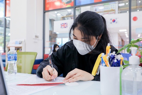 Trường đại học dự kiến xét tuyển học bạ bổ sung sau 23-8 - Ảnh 2. Trường đại học dự kiến xét tuyển học bạ bổ sung sau 23-8 - Ảnh 2.