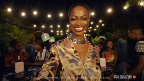 Nigeria cấm công ty quảng cáo thuê người mẫu da trắng - Ảnh 1. Nigeria cấm công ty quảng cáo thuê người mẫu da trắng - Ảnh 1.