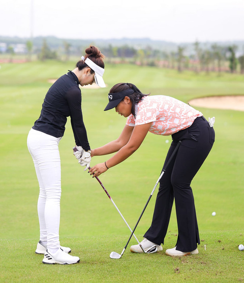 Hoa khôi golf Việt Nam không thi áo tắm; Lê Hiếu gặp Nguyên Hà tại Gương thần - Ảnh 2. Hoa khôi golf Việt Nam không thi áo tắm; Lê Hiếu gặp Nguyên Hà tại Gương thần - Ảnh 2.