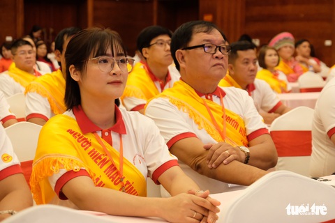 100 câu chuyện hiến máu tiêu biểu lan tỏa cộng đồng, có người dân hiến máu 102 lần - Ảnh 1. 100 câu chuyện hiến máu tiêu biểu lan tỏa cộng đồng, có người dân hiến máu 102 lần - Ảnh 1.