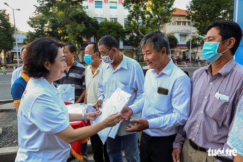 Người dân trung tâm TP.HCM vui mừng thoát cảnh 8 năm bị lô cốt bao vây - Ảnh 5. Người dân trung tâm TP.HCM vui mừng thoát cảnh 8 năm bị lô cốt bao vây - Ảnh 5.