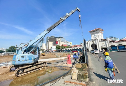 Người dân trung tâm TP.HCM vui mừng thoát cảnh 8 năm bị lô cốt bao vây - Ảnh 1. Người dân trung tâm TP.HCM vui mừng thoát cảnh 8 năm bị lô cốt bao vây - Ảnh 1.