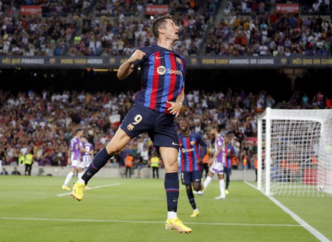 Barca thắng tưng bừng với sự tỏa sáng của Lewandowski - Ảnh 1. Barca thắng tưng bừng với sự tỏa sáng của Lewandowski - Ảnh 1.