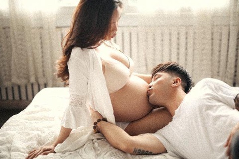 Fan thót tim nghe Ưng Hoàng Phúc kể chuyện suýt toi mạng vì bị uống thuốc ngủ lúc chào đời - Ảnh 5. Fan thót tim nghe Ưng Hoàng Phúc kể chuyện suýt toi mạng vì bị uống thuốc ngủ lúc chào đời - Ảnh 5.