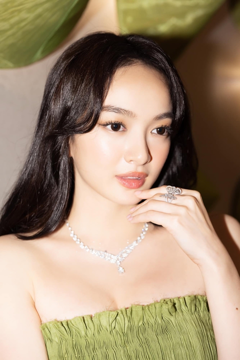 Kaity Nguyễn: Ba mẹ tôi rất sợ con gái đóng phim! - Ảnh 3. Kaity Nguyễn: Ba mẹ tôi rất sợ con gái đóng phim! - Ảnh 3.