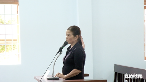 Người ‘mua rắn hổ trâu bỗng hóa hổ chúa’ bị tuyên 21 tháng tù - Ảnh 1. Người ‘mua rắn hổ trâu bỗng hóa hổ chúa’ bị tuyên 21 tháng tù - Ảnh 1.