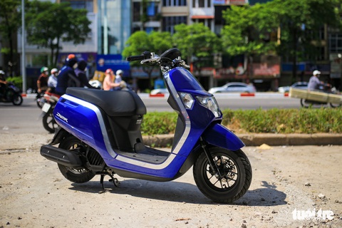 Honda Dunk 50 phân khối - Xe ga hàng hiếm giá tới 100 triệu đồng tại Việt Nam - Ảnh 2. Honda Dunk 50 phân khối - Xe ga hàng hiếm giá tới 100 triệu đồng tại Việt Nam - Ảnh 2.