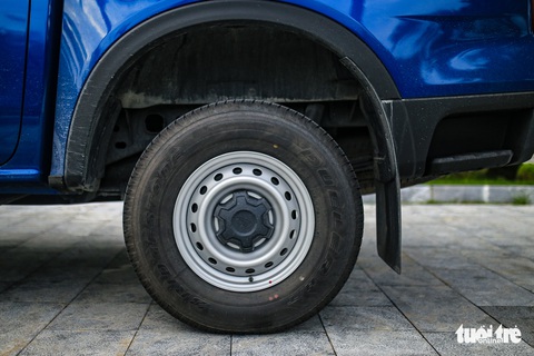 Chi tiết Ford Ranger XL 2023 - Bản rẻ nhất, dùng số sàn, giá 659 triệu đồng - Ảnh 6. Chi tiết Ford Ranger XL 2023 - Bản rẻ nhất, dùng số sàn, giá 659 triệu đồng - Ảnh 6.