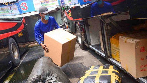 Nhiều chính sách mới có hiệu lực từ 1-9-2022 - Ảnh 1. Nhiều chính sách mới có hiệu lực từ 1-9-2022 - Ảnh 1.