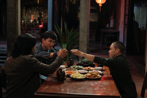 Hari Won thông báo mắc căn bệnh gây liệt nửa mặt; Xóm chùa đạt top 1 trending - Ảnh 4. Hari Won thông báo mắc căn bệnh gây liệt nửa mặt; Xóm chùa đạt top 1 trending - Ảnh 4.