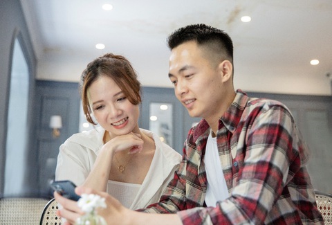 App HDBank ra mắt tính năng mới giúp người dùng đặt vé xe và mua sắm - Ảnh 2. App HDBank ra mắt tính năng mới giúp người dùng đặt vé xe và mua sắm - Ảnh 2.