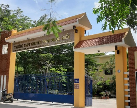 Học sinh giỏi nhận điểm 0 môn tiếng Anh vì... ngủ quên - Ảnh 1. Học sinh giỏi nhận điểm 0 môn tiếng Anh vì... ngủ quên - Ảnh 1.