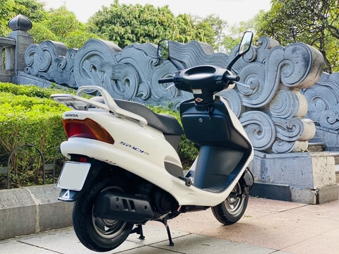 Honda Spacy 14 năm tuổi, chạy 6.000 km vẫn có giá hơn 100 triệu đồng - Ảnh 4. Honda Spacy 14 năm tuổi, chạy 6.000 km vẫn có giá hơn 100 triệu đồng - Ảnh 4.
