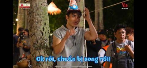 Vén màn drama Kiều Minh Tuấn nổi quạu, hất nước vào mặt Lê Dương Bảo Lâm - Ảnh 3. Vén màn drama Kiều Minh Tuấn nổi quạu, hất nước vào mặt Lê Dương Bảo Lâm - Ảnh 3.