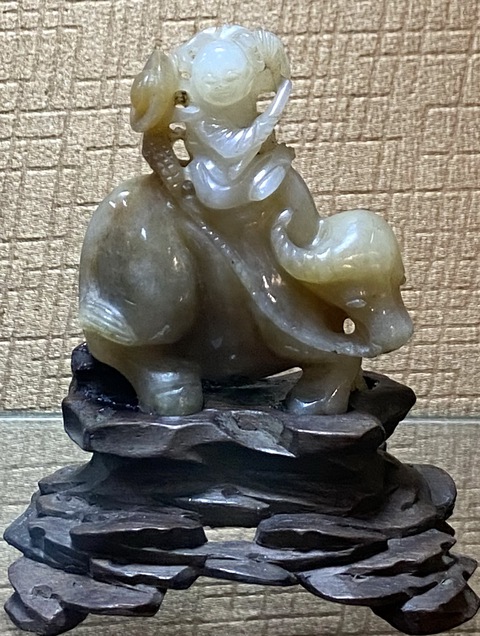 Bảo tàng mở kho cổ ngọc giới thiệu với công chúng - Ảnh 13. Bảo tàng mở kho cổ ngọc giới thiệu với công chúng - Ảnh 13.
