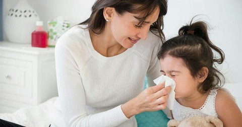 Các vitamin tăng đề kháng cho đường hô hấp khi giao mùa - Ảnh 1. Các vitamin tăng đề kháng cho đường hô hấp khi giao mùa - Ảnh 1.